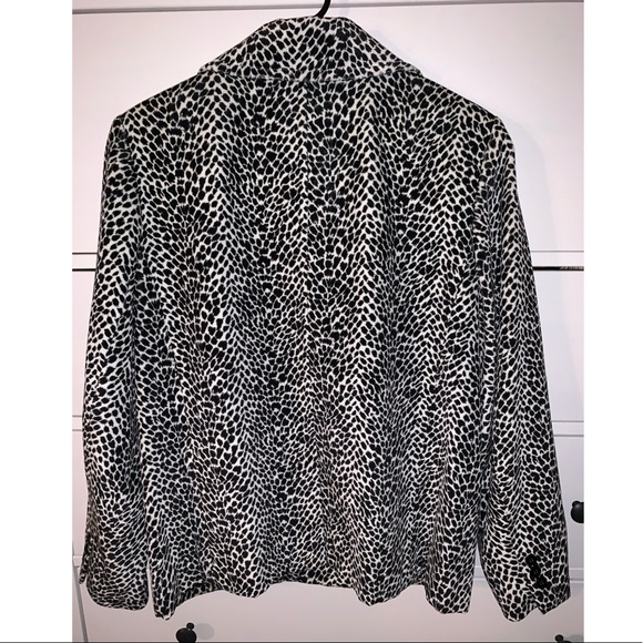A Liz Sport Zebra print blazer - Picture 2 of 6